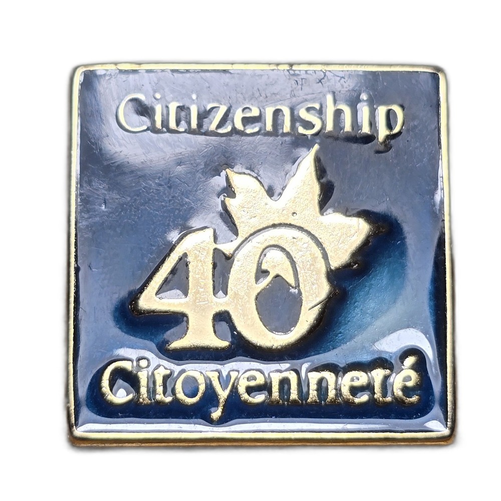 40 Years Canada Citizenship Citoyenneté Square Enamel Lapel Vest Hat Pin C24